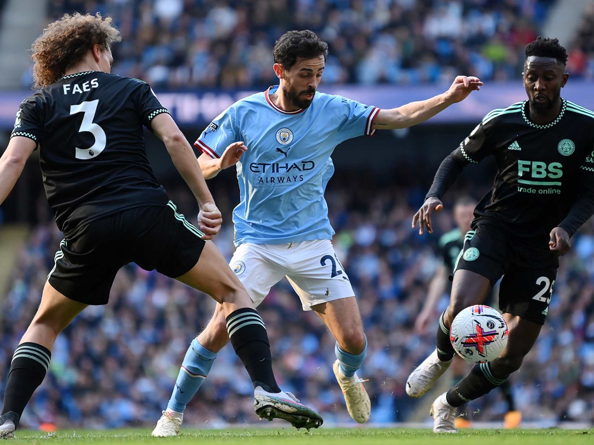 Man City with win before quarter final second leg